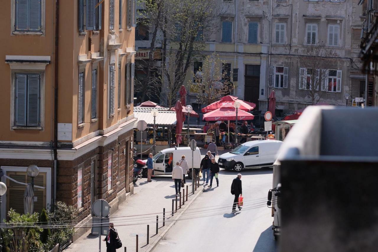 Luxury Old Town Apartment Pula Zewnętrze zdjęcie