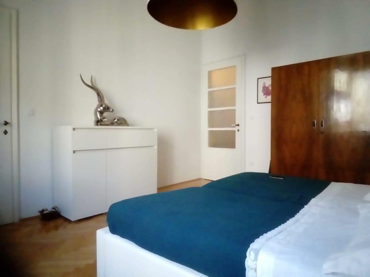 Luxury Old Town Apartment Pula Zewnętrze zdjęcie
